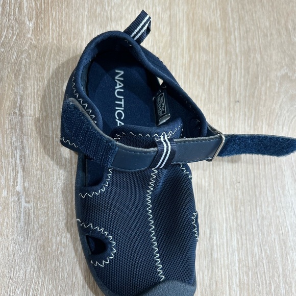 Boy’s Nautica Kettle Gulf Water Shoe Navy Blue Size 10 - Picture 7 of 8